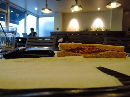 薄い財布アブラサス